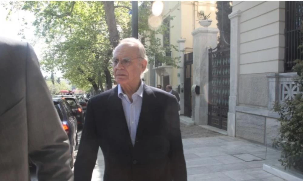 Άκης Τσοχατζοπουλος: «Άνοιξε» και η δεύτερη χειρόγραφη διαθήκη του - Ποιους αποκληρώνει